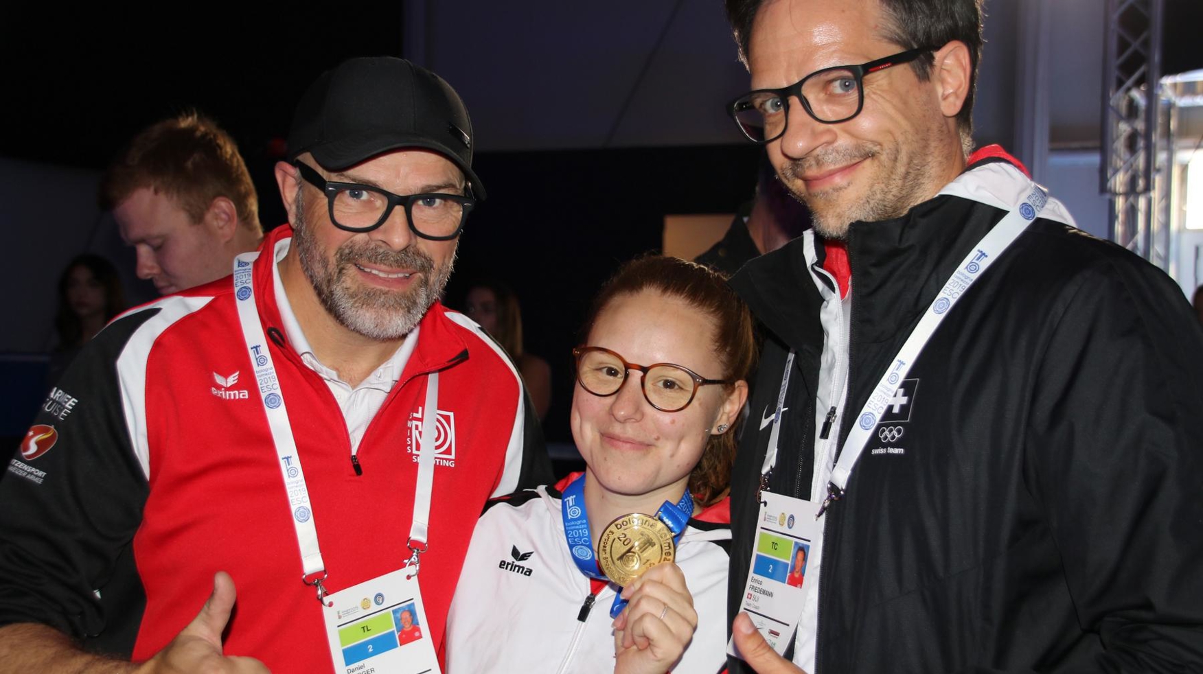 Coaches and Gold medallist.JPG
